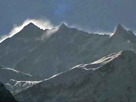 
Annapurna Northwest Face To Fang From Kalopani - Le Tour des Annapurnas DVD
